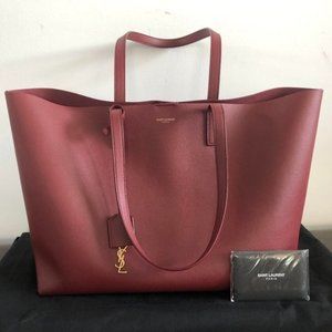 $1️⃣1️⃣0️⃣0️⃣Yves Saint Laurent Leather Tote